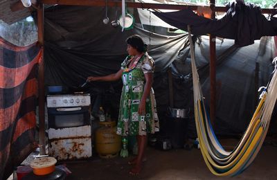 Brésil : la survie du peuple indigène Warao vénézuélien, aujourd’hui réfugié à Belém