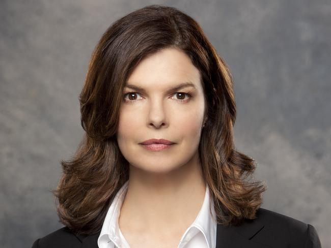 Tout bonne épouse Jeanne Tripplehorn