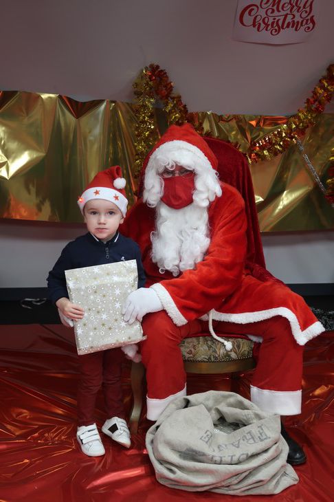 Le Père-Noël est venu à l'école... photos individuelles