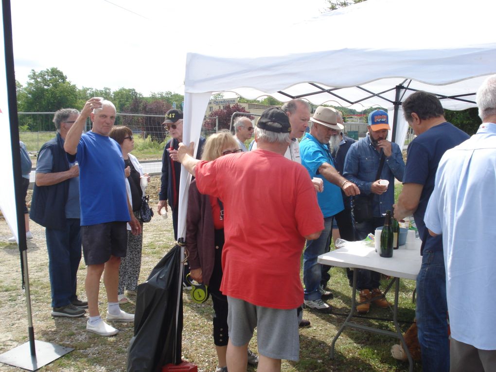 1er juin rassemblement mensuel Chez truffaut Villeparisis (77)