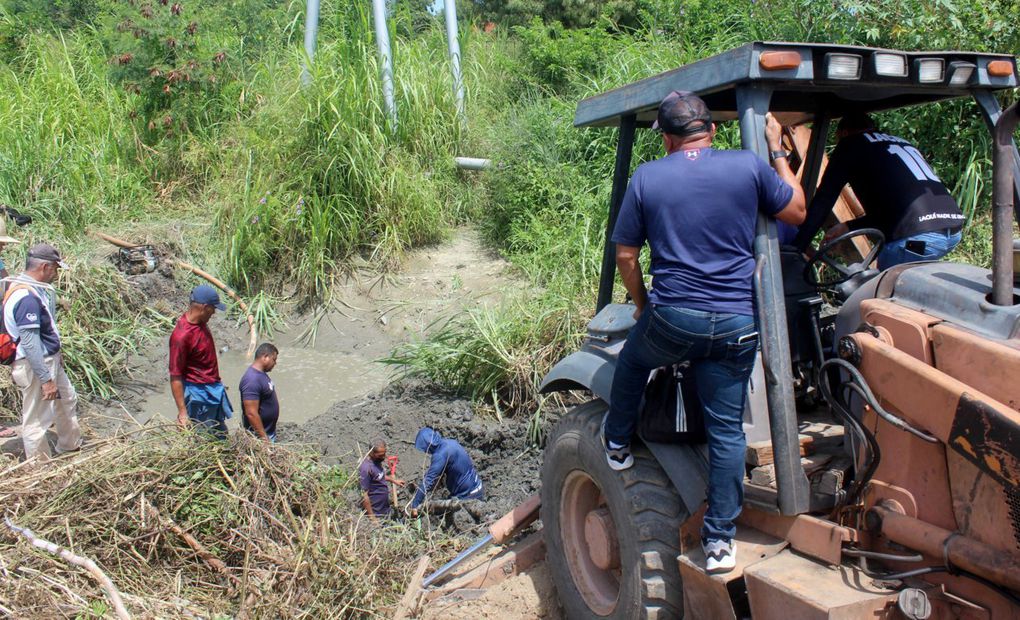 Alcaldía de Puerto Cabello inicia conexión de tubería de aguas blancas en Bartolomé Salom 