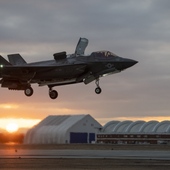 Le F-35 et la technique du "pied dans la porte"