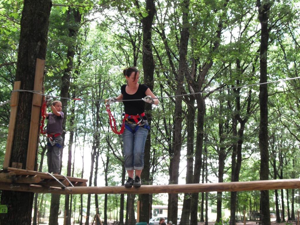 Juillet 2011. (Audrey & Joël)

Les 9/11 ans à Mesnard la Barotière
Au menu : parcours acrobatique, pédalo, course d'orientation...