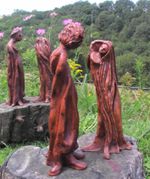 Sculpture: "Les Souches" statues en argile