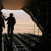 Sahel : L'A400M réalise sa première livraison par air - Defens'Aero