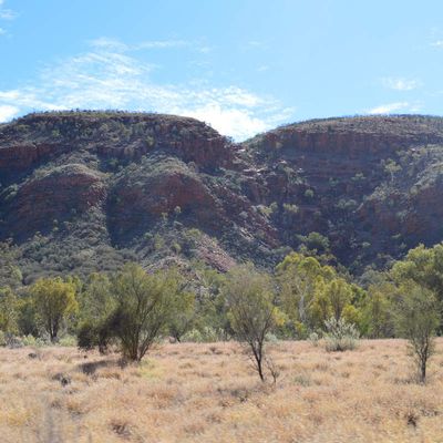 A l'est d'Alice Springs, sur la Ross Highway, Trephina Gorge