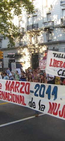 Uruguay: FUERZA Y COMBATIVIDAD EN LA MARCHA DEL 8 DE MARZO