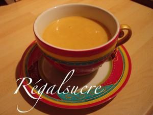 Soupe de carottes ,lait de coco et curry..