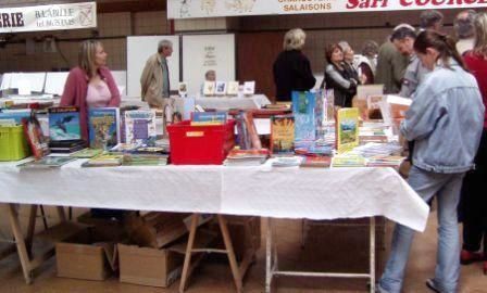 <p>Salon du livre 2007 &quot;Ecrits et Dits'</p>
<p>&nbsp;</p>