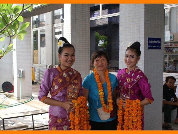 Foulées du Laos 2014.Départ RCDG et arrivée à Vientiane.