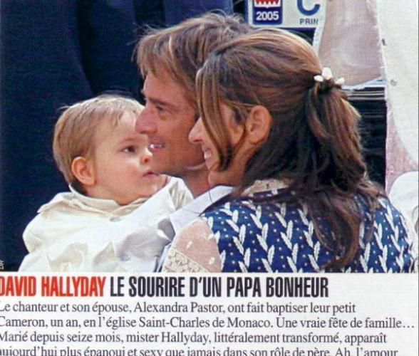 David Hallyday, de son vrai nom David Smet, est un chanteur  et auteur compositeur français, fils de Sylvie Vartan et de Johnny Hallyday, né le 14 août 1966 à Boulogne-Billancourt.