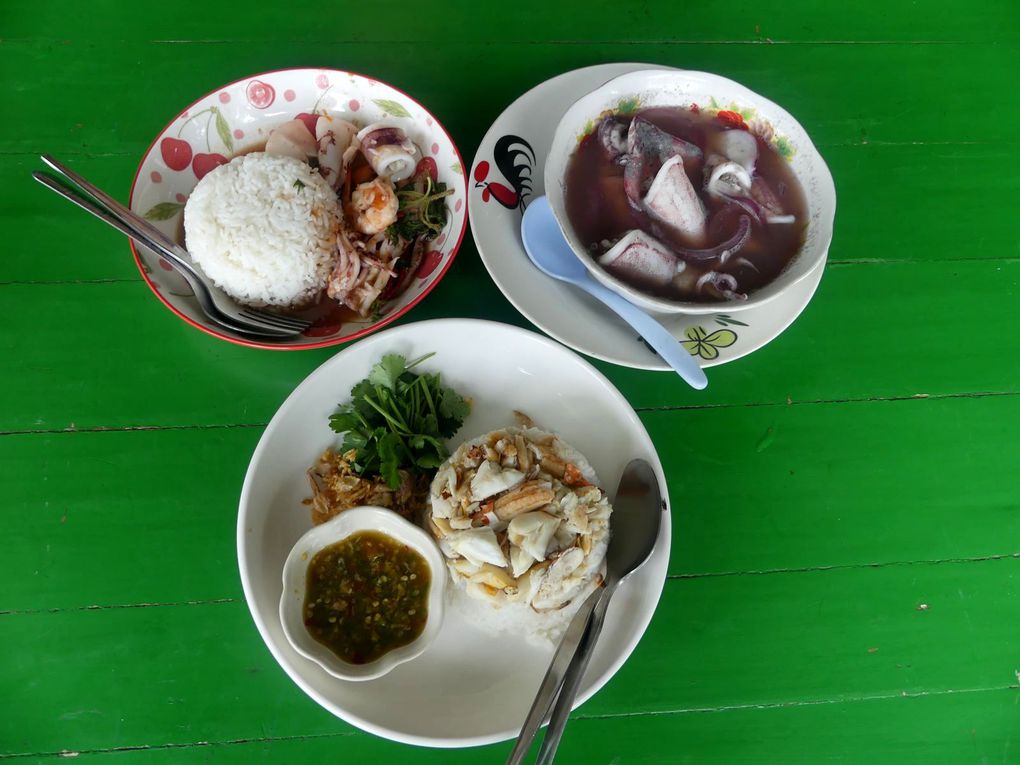 Cham Krajai Kitchen, restaurant à Takian Tiah