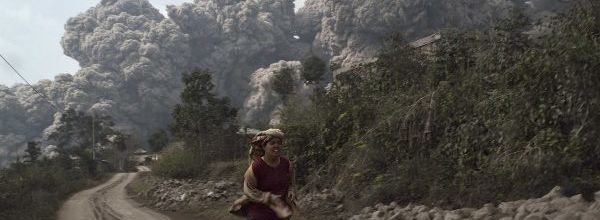 Aujourd'hui, le Sinabung a fait ses premières victimes directes !