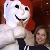 Hélène Ségara et Julien Dassin rencontrent le Bonhomme Carnaval dans Salut bonjour week-end - Le Monde de Cémyprod