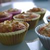 Petits gâteaux aux amandes et à la rhubarbe