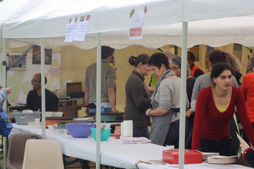 Photos prises le 16 juin 2013 à Vannes, dans le chenal de la Rabine, à l'occasion d'une inoubliable compétition de godille.