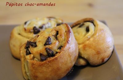 Petits pains aux raisins et Pépitos