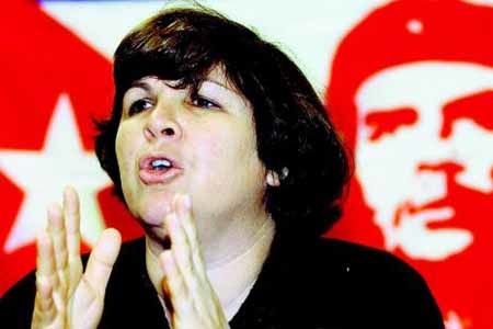 La fille du Che, Aleida Guevara, « simple militante communiste » s'exprime sur les réformes économiques entreprises à Cuba entre espoirs et inquiétudes