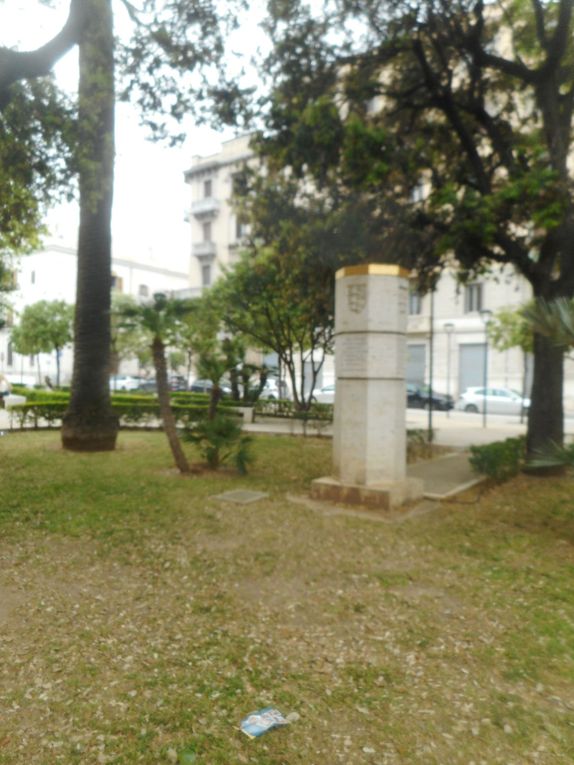Bari.