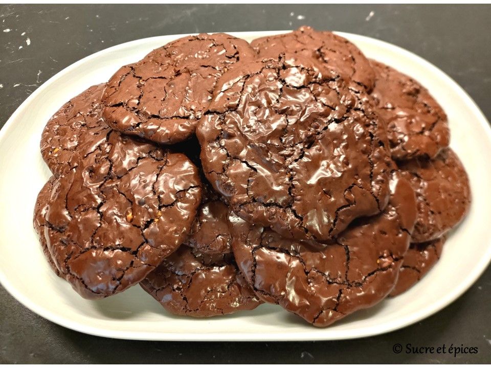 Cookies brownies aux noix, sans farine et sans gluten - Recette en vidéo