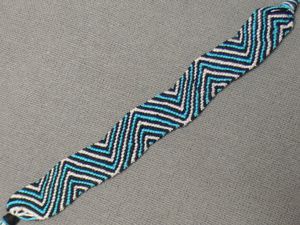 Tutoriel et Patron: Bracelet brésilien zig zag zébré