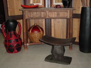 OBJETS AFRICAINS ET BAMBOU