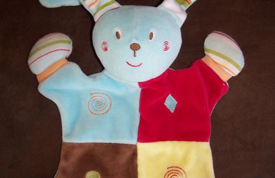 SOS doudou LAPIN multicolore oreilles rayées par Sucre d'Orge