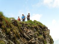 Une succession des Trois Aiguilles avec le cairn du sommet. En face, l'arête qui mène à l'Etale.