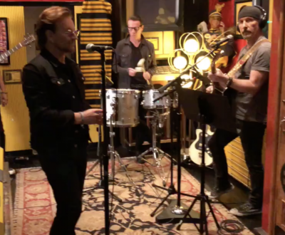 U2 en acoustique dans le studio de Jack White