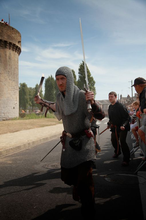 Fête Médiévale de Guerande 2011  médiévale de guerande defilé dimanche