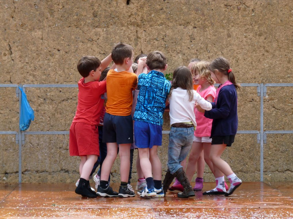 Photos de la fête de l'école 2013 de Chasné sur Illet