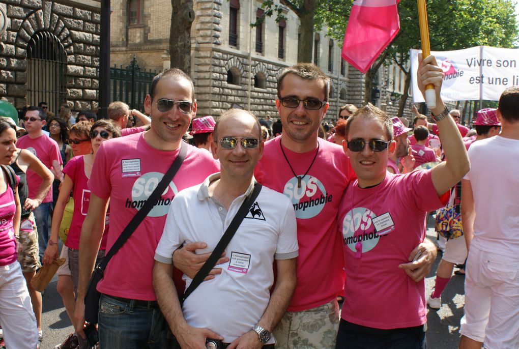 Album - marche-des-Fiertes-2010