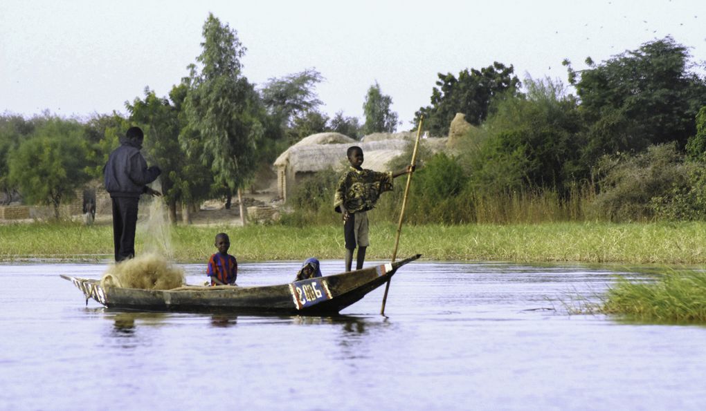 MALI : les BOZOS, les maîtres du fleuve Niger