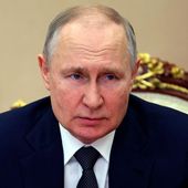 Ucrania y Rusia se culpan mutuamente de la destrucción de la presa