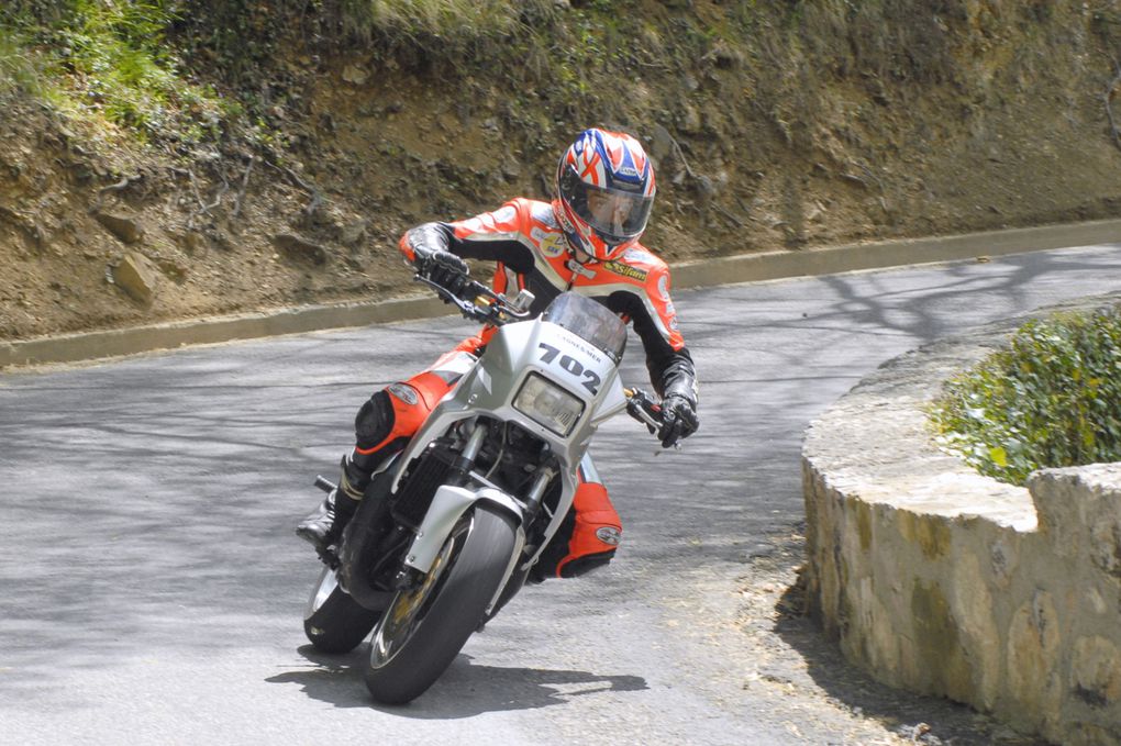 course-de-cote-moto-castillon--2010
organisé par le moto club du montonnais