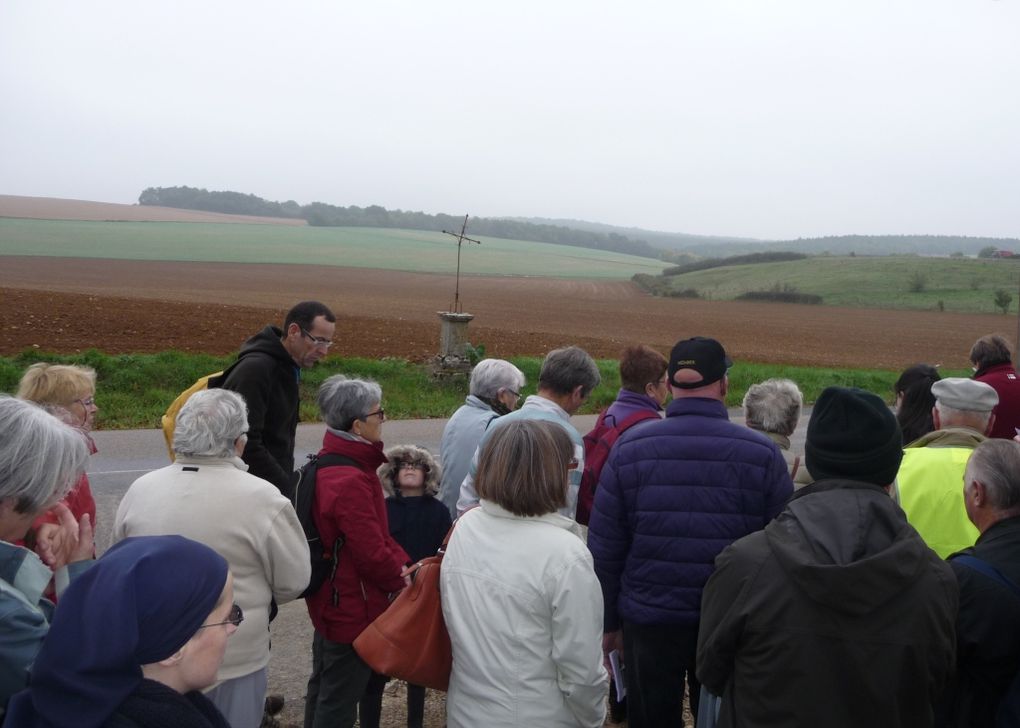 Retour en images sur la marche-pèlerinage du 11 octobre 2015 autour de Lucy-sur-Yonne