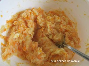 Hachis parmentier de pommes de terre et carottes aux cuisses de poulet confites  