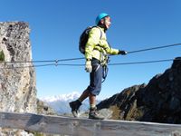 La traversée de la poutre face au Mont Blanc.