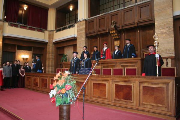 Remise des diplômes à l´Université Comenius de Bratislava (février 2008). 