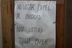 Août 2015 : Ne pas voter papier toilette !