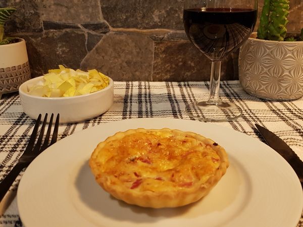 Tartelettes au jambon et à la tomme