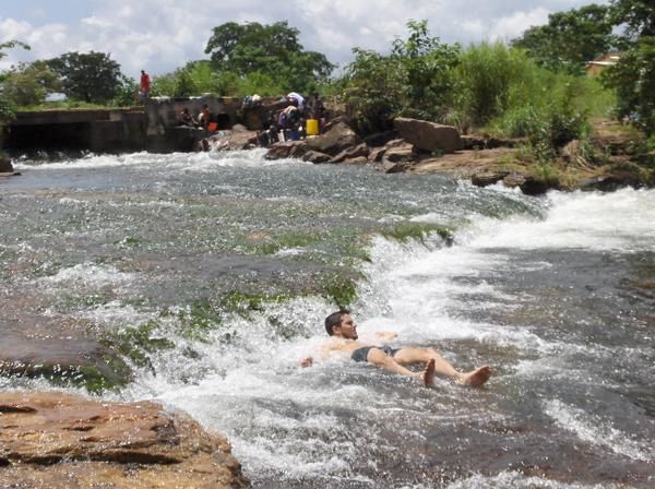 Photos de voyage en Guin&eacute;e en saison des pluies...