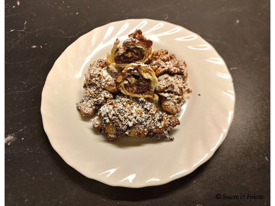 Mini croissants feuilletés au Nutella et aux noix - Recette en vidéo