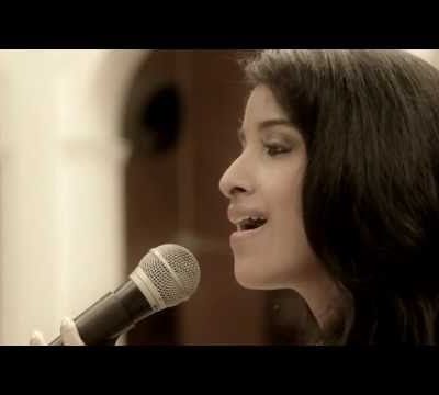 "Contigo en la distancia" de César Portillo de la Luz  - Ikira Baru 