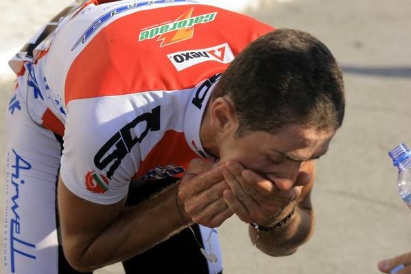 Ipostaze cu ciclistii de la Dinamo Secrom Bucuresti in timpul editiei din 2007. S-a obtinut victoria atat la Individual (Dan Anghelache), cat si pe echipe.