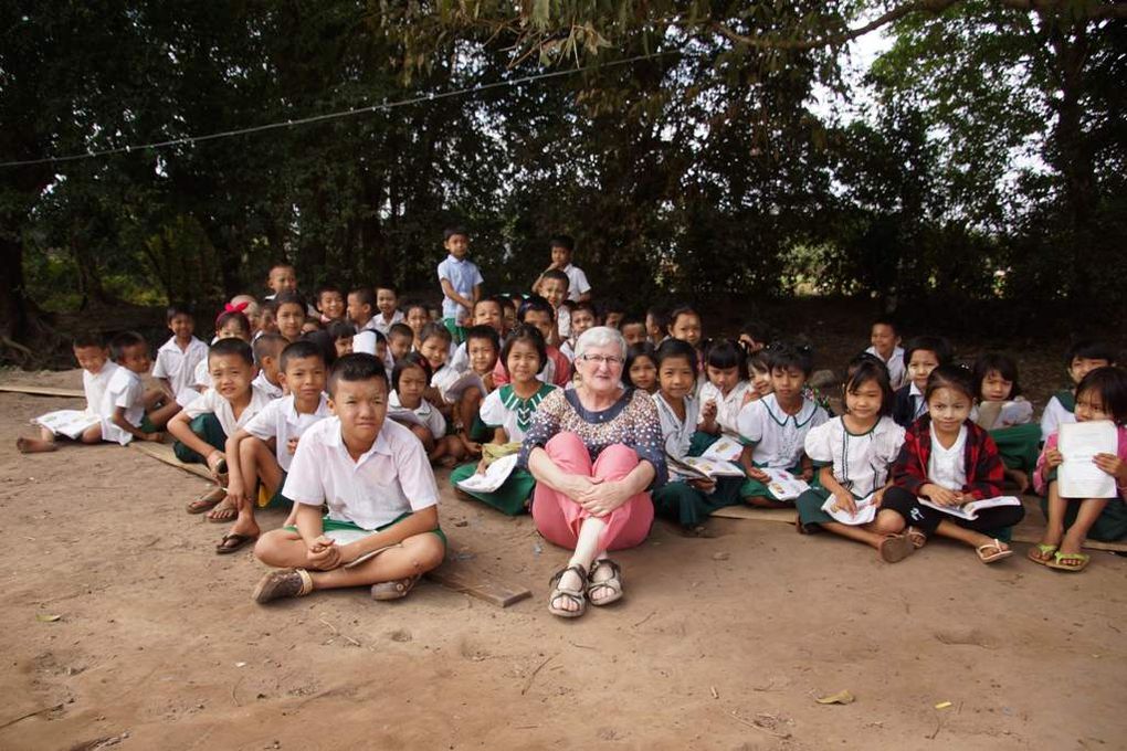 Birmanie : 1 STYLO 1 AVENIR à l'école de May Thu San