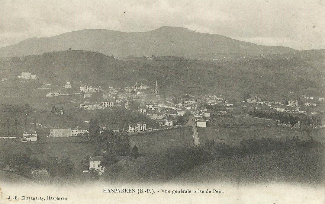 Hasparren (Basses Pyrénées). Vue générale.