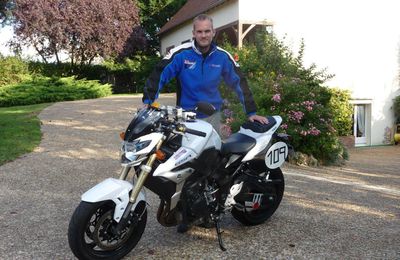 Le pilote et sa moto!