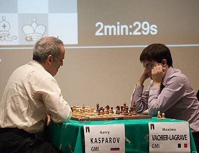 REPORTAGE : Kasparov fait du jeu d'échecs à l'école son nouveau cheval de bataille.