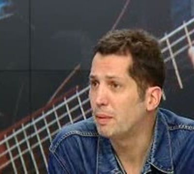 jean bart, un musicien français et artiste pluri-disciplinaire créateur de plusieurs groupes dans les années 1980